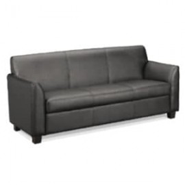 Sofa? Additional de 3 plazas, en piel negra